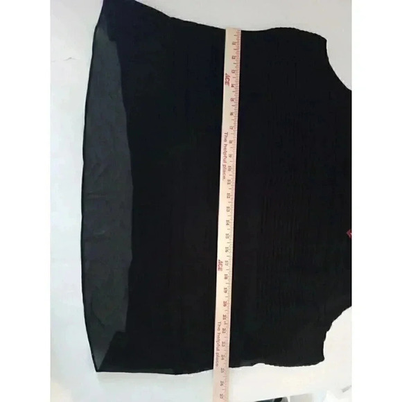AVENUE Women's Black Sleeveless Ruffle Front Pullover Blouse Size 26/28 - Picture 6 of 13
